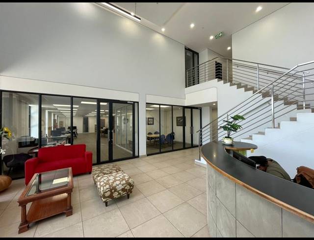 INDUSTRIAL PROPERTY TO RENT IN SAMRAND BUSINESS PARK